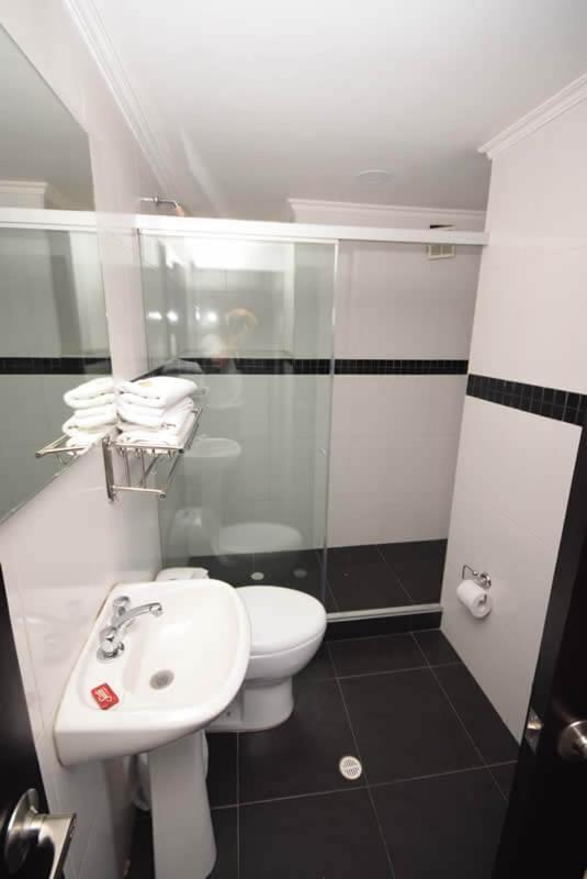 Hotel Zafiro Plaza Tunja Ngoại thất bức ảnh